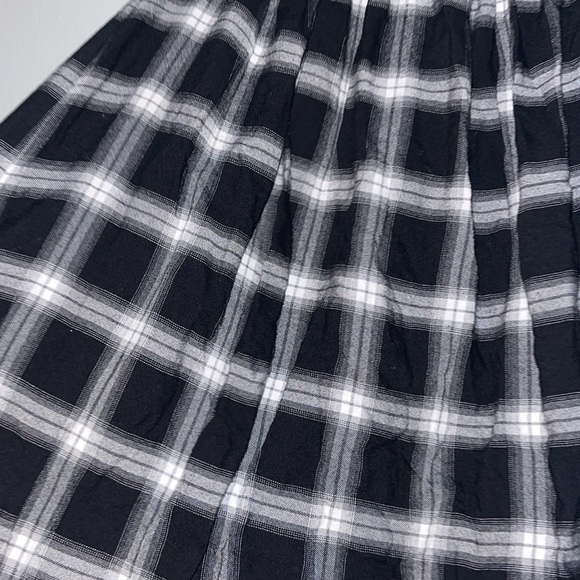 Skirt - Picture 3 of 3